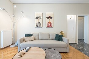 The Luxury Suite by Cloudkeys