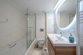 The Luxury Suite by Cloudkeys