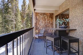 Cm325 Copper Mtn Inn 3 Bedroom Condo by RedAwning
