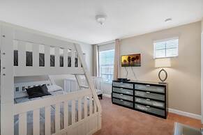 Bismarck Palms 5 Bedroom Home by RedAwning