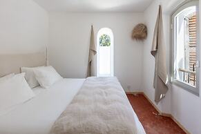 La Bâtisse en Blanc