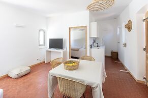 La Bâtisse en Blanc