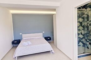 Villa in Lemon Grove With Sea Views & Sea Breeze