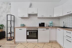 Sweet Apartment Kamienna by Renters
