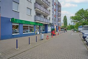 Sweet Apartment Kamienna by Renters