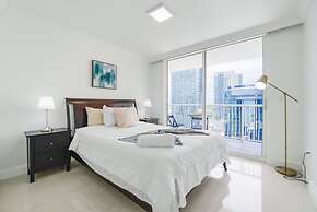 The Club at Brickell Bay