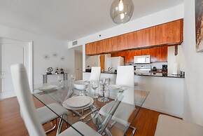 The Club at Brickell Bay