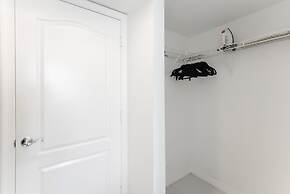 The Club at Brickell Bay