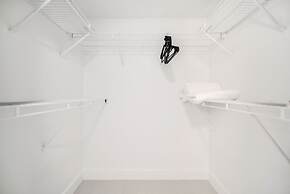 The Club at Brickell Bay