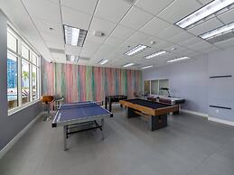 The Club at Brickell Bay