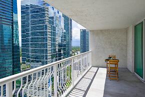 The Club at Brickell Bay