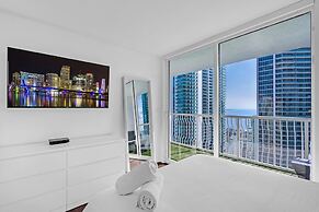 The Club at Brickell Bay