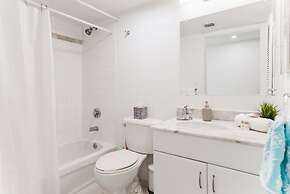 The Club at Brickell Bay