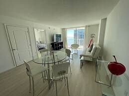 The Club at Brickell Bay