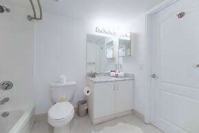 The Club at Brickell Bay