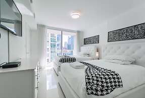 The Club at Brickell Bay