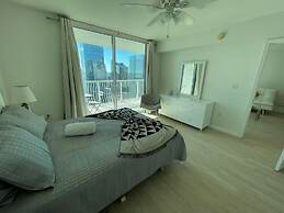 The Club at Brickell Bay