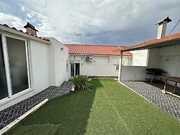 Casa na Vila by Trip2Portugal