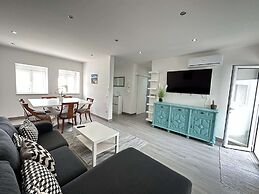 Casa na Vila by Trip2Portugal