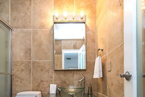 Roami at Villa Bella