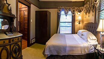 A Cowslip's Belle Inn