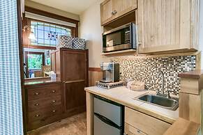 A Cowslip's Belle Inn