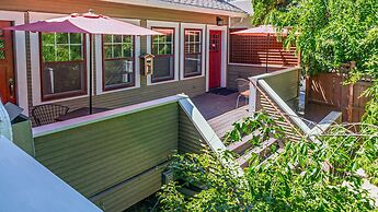 A Cowslip's Belle Inn