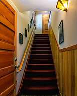 A Cowslip's Belle Inn