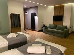 Step inn