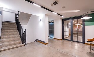 Step inn