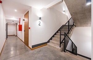 Step inn