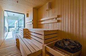 Step inn