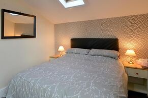 Brightwater Apartment for up to 6 Guests