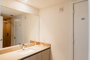 Luxury Condo with Spectacular Ocean View