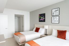 Luxury Condo with Spectacular Ocean View