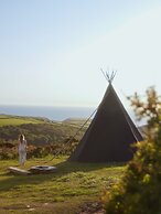 Black Shanti Tipi 2 With Ocean View