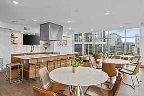 The Bel Air Suite Penthouse The Gulch