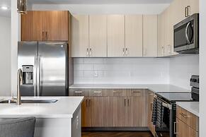 The Bel Air Suite Penthouse The Gulch