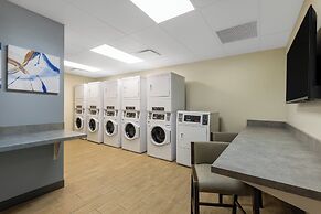 Candlewood Suites Mcpherson, an IHG Hotel