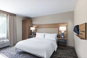 Candlewood Suites Mcpherson by IHG