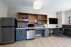 Candlewood Suites Mcpherson by IHG