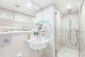 ZEN OCEAN REEF - Cozy 2BR Sea View Apt