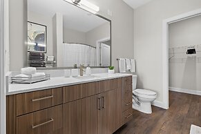 Beverly Hills Penthouse Suite