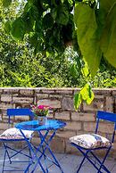 Zen Home in Prines With 1 Bedrooms and 1 Bathrooms