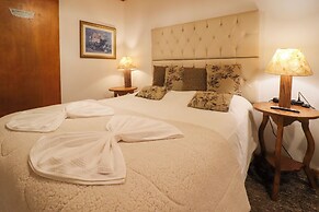 Campos do Jordão Suítes