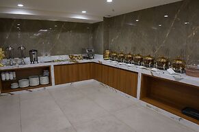 Hotel Stature Inn