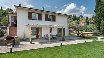 Terrazza Sulla Valle 4 2 Emma Villas