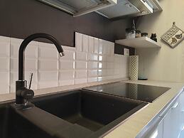 Via Medaglie D oro 73 - Albenga