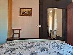 Via Medaglie D oro 73 - Albenga