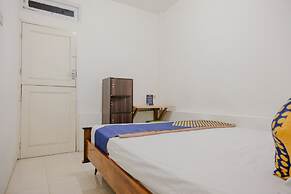 OYO 2417 Melati Residence